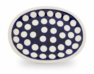 Serving tray in the decor 26