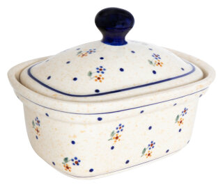 Margarine dish in the decor 111